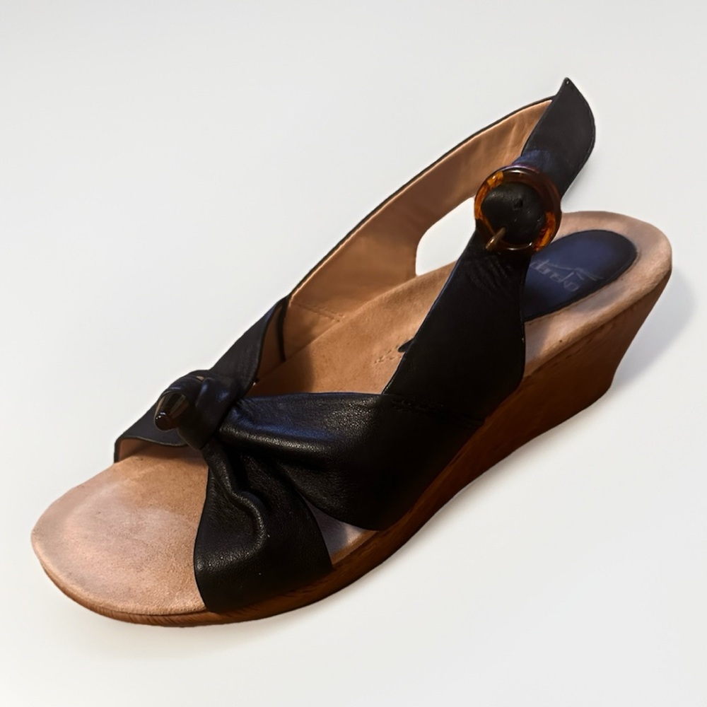 Dansko Women’s Leather Wedge Open Toe Slingback Black Size 38 7 US Alize Sandals
